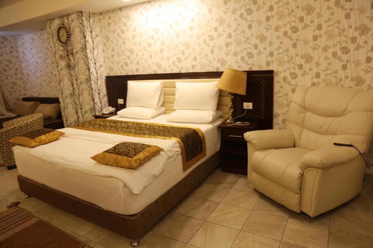Royal Suites Nablus Exterior foto